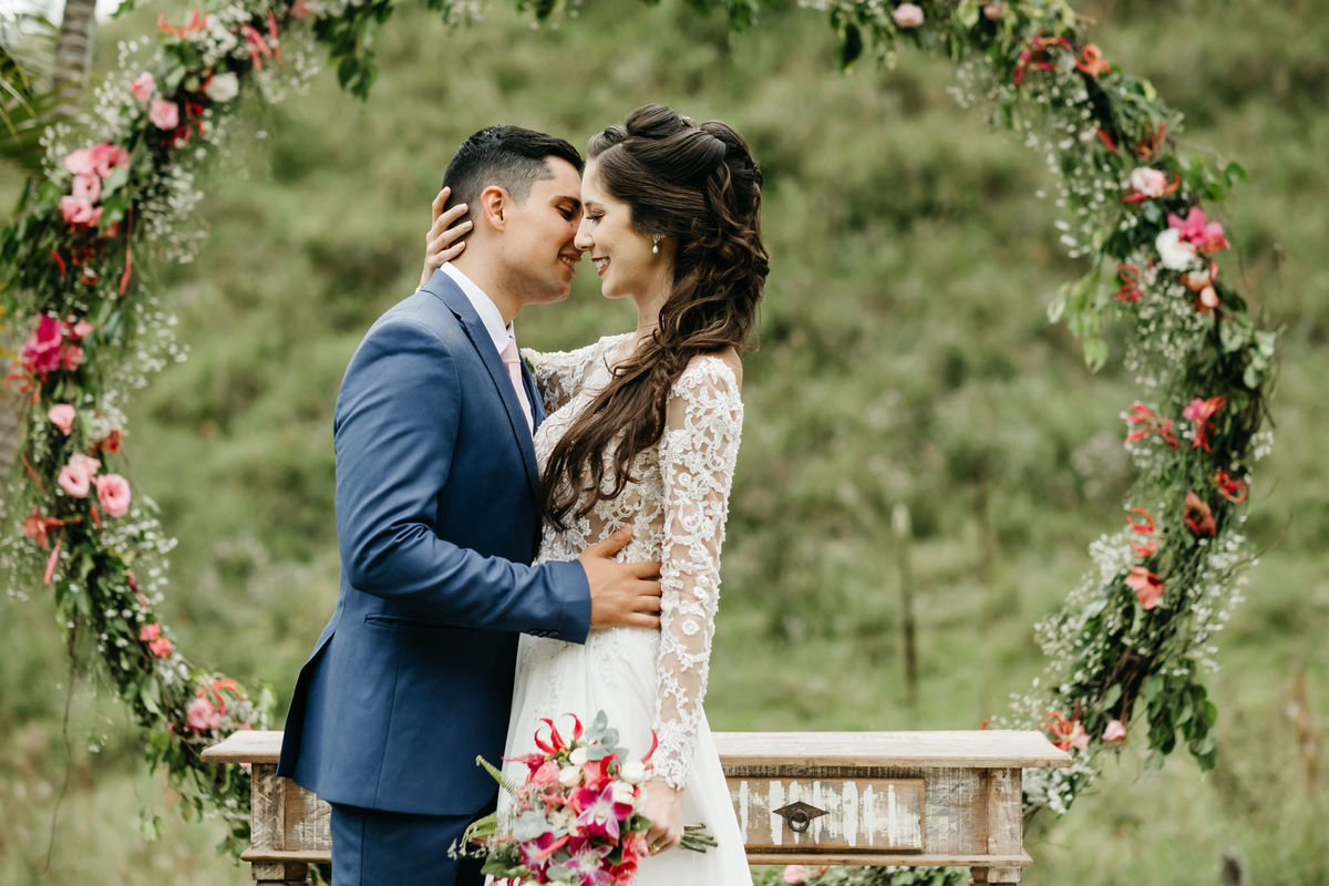 Casamento de dia em meio a natureza, no campo. pousada - Sao Francisco Xavier-SP - Alva Fotografia - Anderson Barboza Taubate-SP