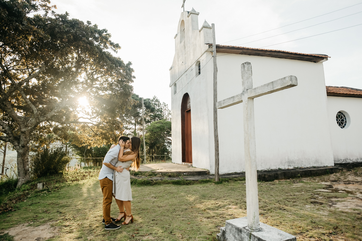 Ensaio de Casal em São Luiz do Paraitinga - morro Alto da Capela - Pré wedding- Fotografo de casamento - Alva fotografia - Anderson Barboza - Taubaté-SP