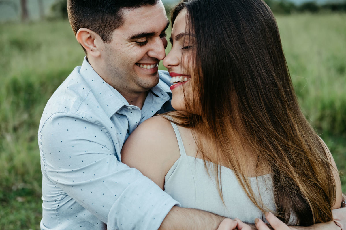 Ensaio de Casal em São Luiz do Paraitinga - morro Alto da Capela - Pré wedding- Fotografo de casamento - Alva fotografia - Anderson Barboza - Taubaté-SP