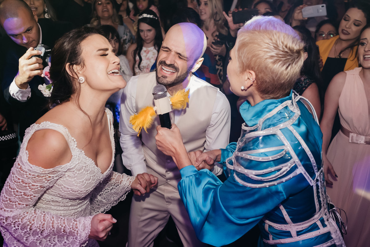 casamento no campo, de dia, final de tarde na fazenda boa esperança e recepção com madrinhas e padrinhos e convidados, em taubaté com buffet requinte e alva fotografia de casamento - anderson barboza