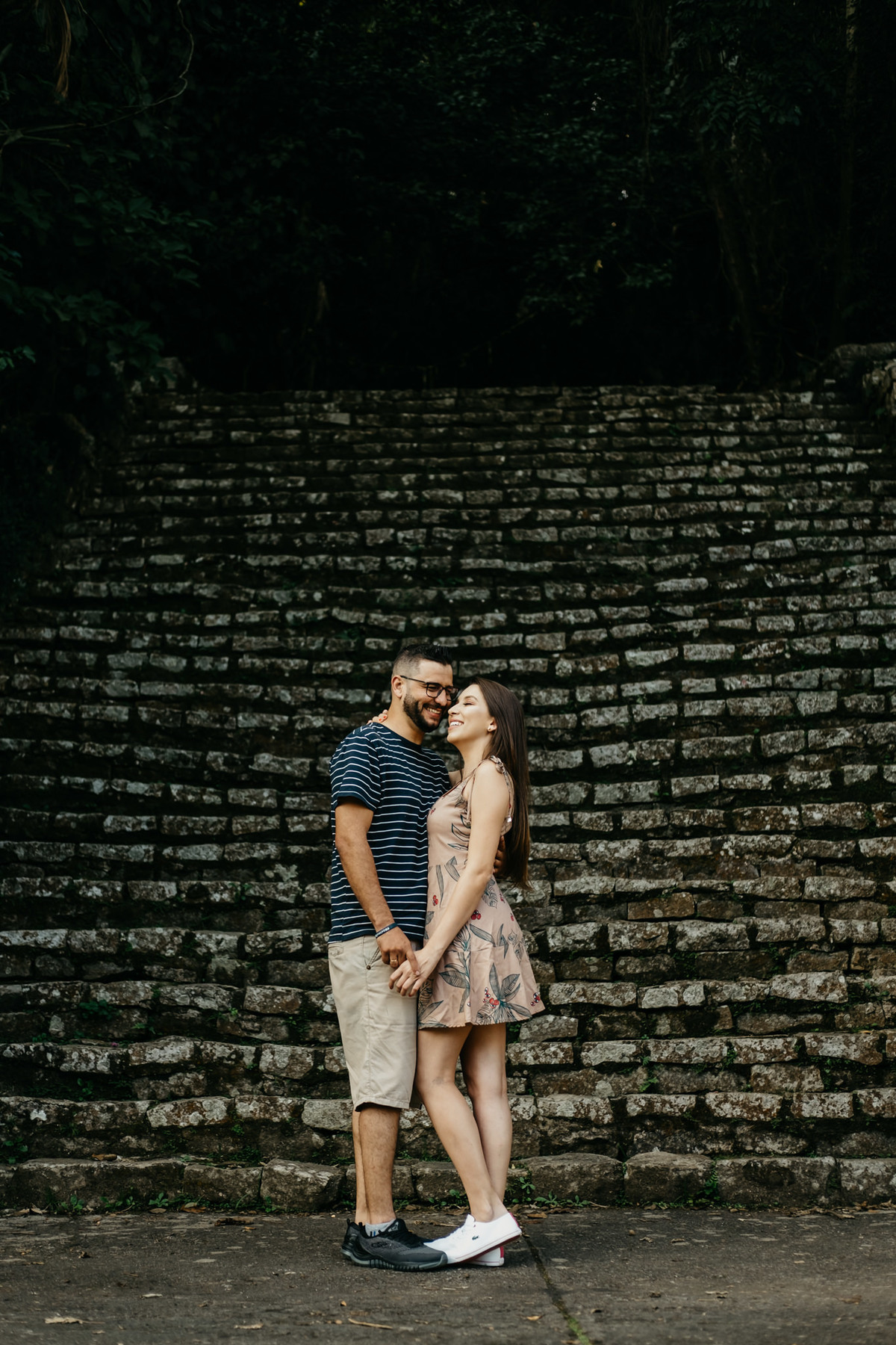 Ensaio de Casal - Pré wedding no Jardim Botânico em São Paulo, durante o dia, no final de tarde - Alva fotografia - Anderson Barboza - Taubaté/SP