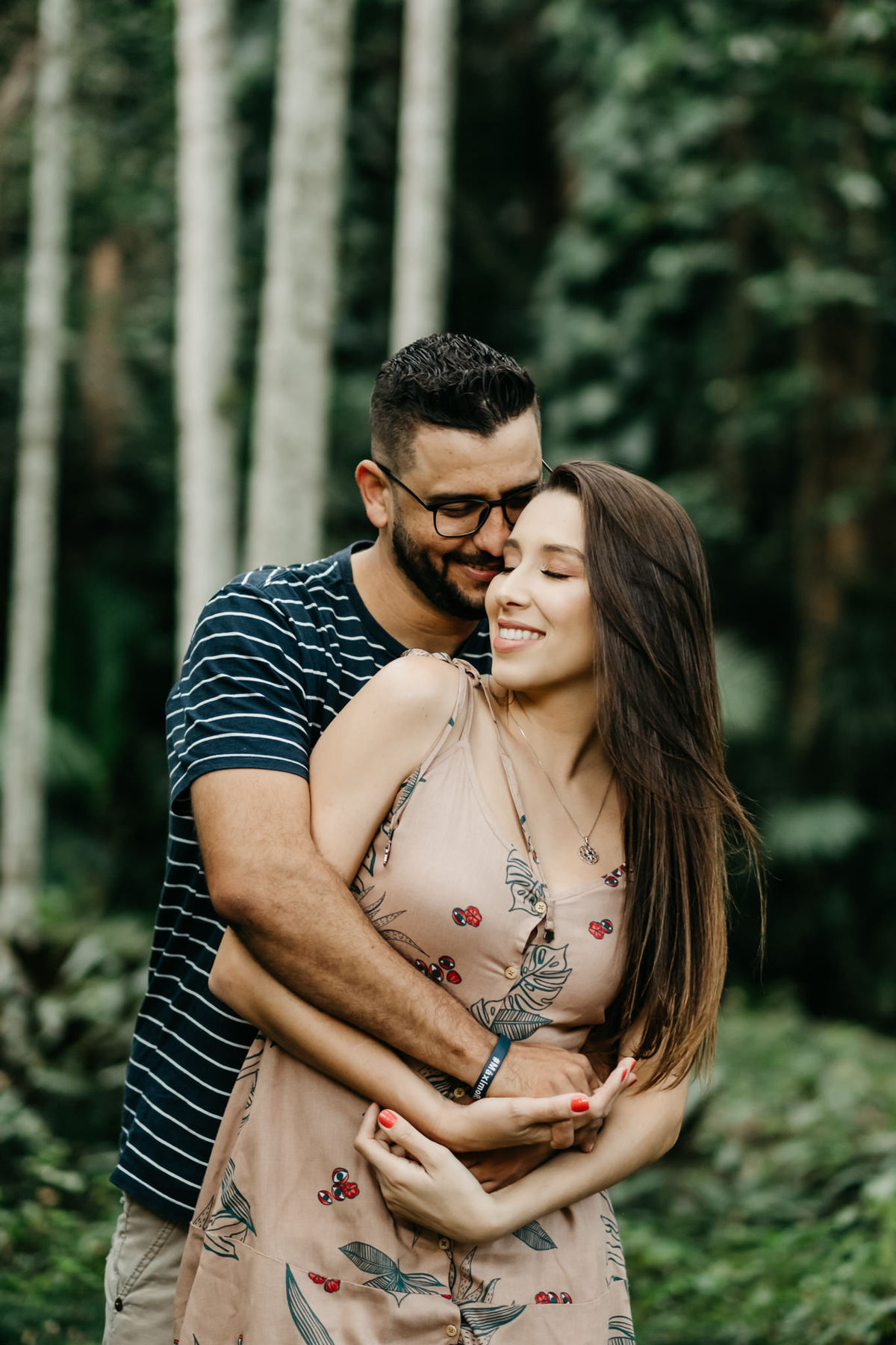 Ensaio de Casal - Pré wedding no Jardim Botânico em São Paulo, durante o dia, no final de tarde - Alva fotografia - Anderson Barboza - Taubaté/SP