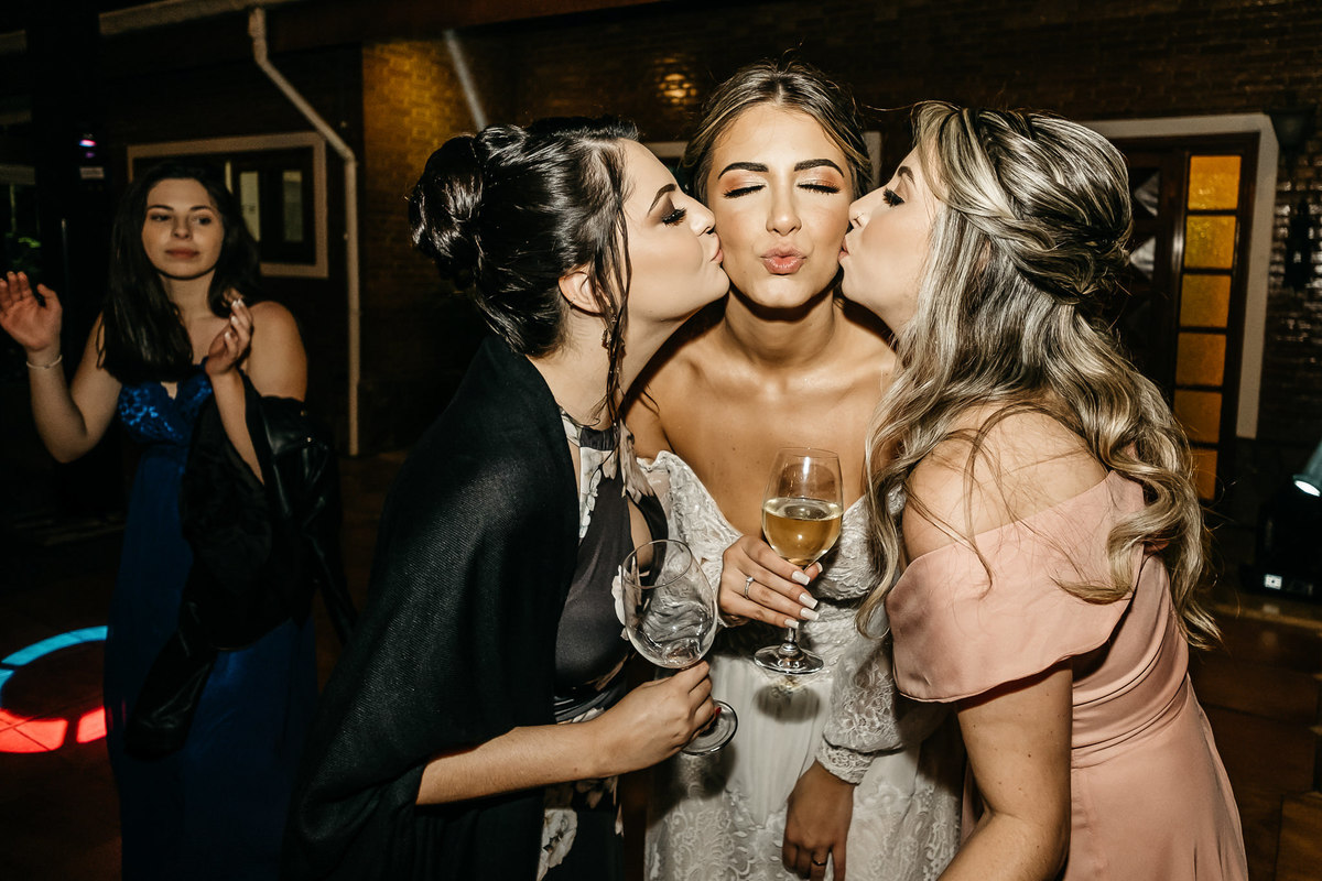 Casamento no campo fim de tarde- espaço verde vale - decoracão harumi - Alva Fotografia de casamento - Taubaté-SP 