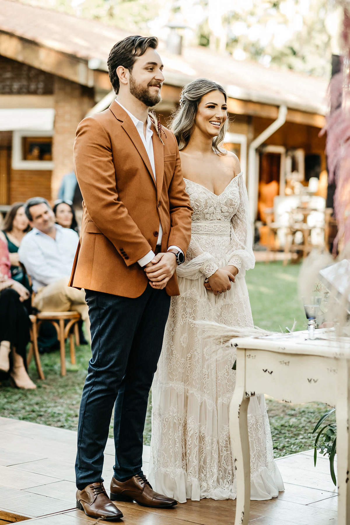 Casamento no campo fim de tarde- espaço verde vale - decoracão harumi - Alva Fotografia de casamento - Taubaté-SP 