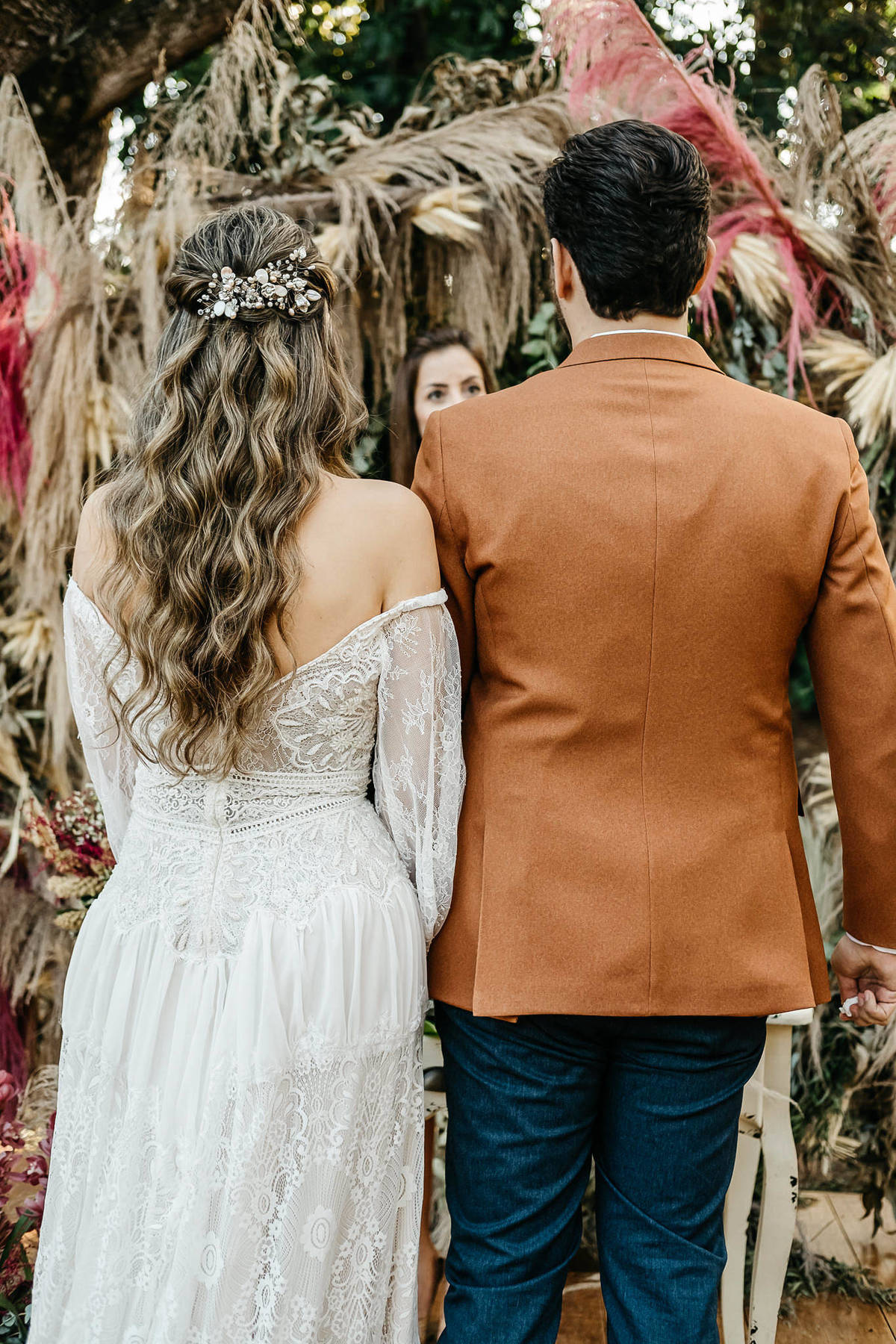 Casamento no campo fim de tarde- espaço verde vale - decoracão harumi - Alva Fotografia de casamento - Taubaté-SP 