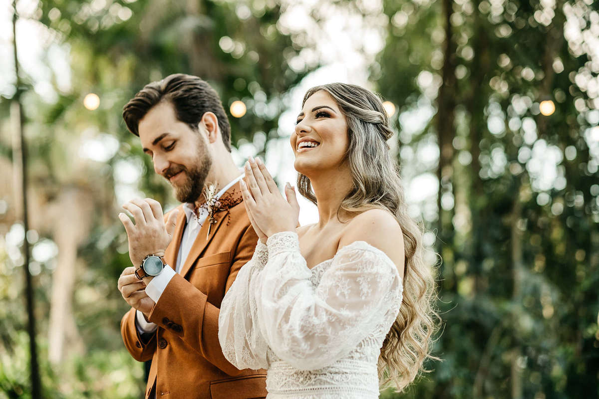 Casamento no campo fim de tarde- espaço verde vale - decoracão harumi - Alva Fotografia de casamento - Taubaté-SP 