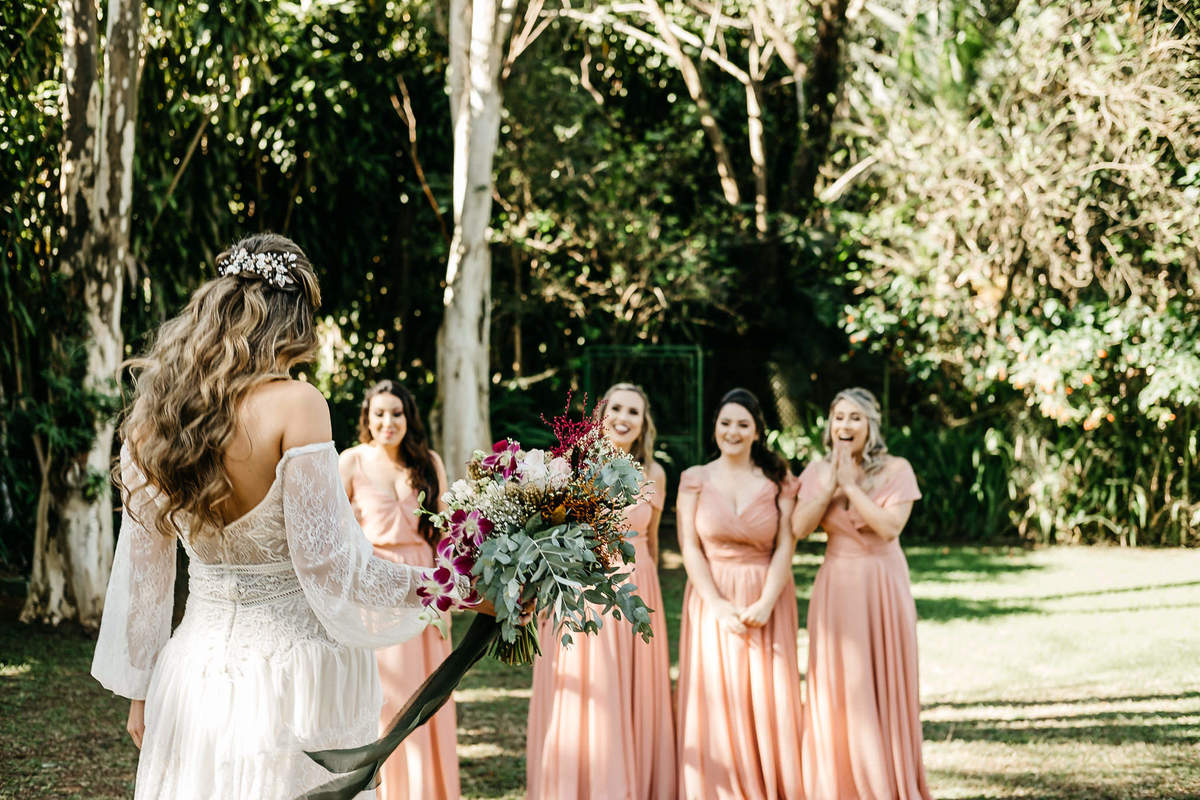 Casamento no campo fim de tarde- espaço verde vale - decoracão harumi - Alva Fotografia de casamento - Taubaté-SP 