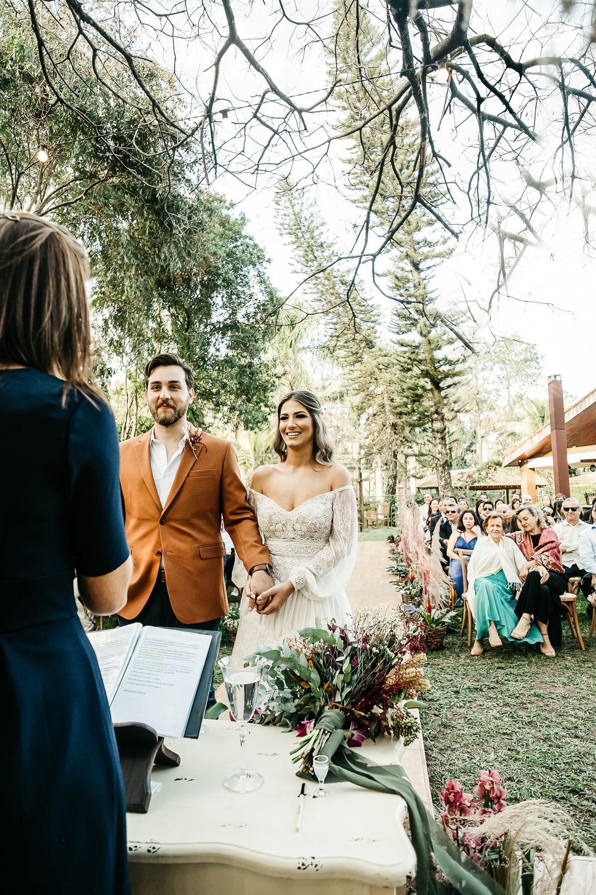 Casamento no campo fim de tarde- espaço verde vale - decoracão harumi - Alva Fotografia de casamento - Taubaté-SP 