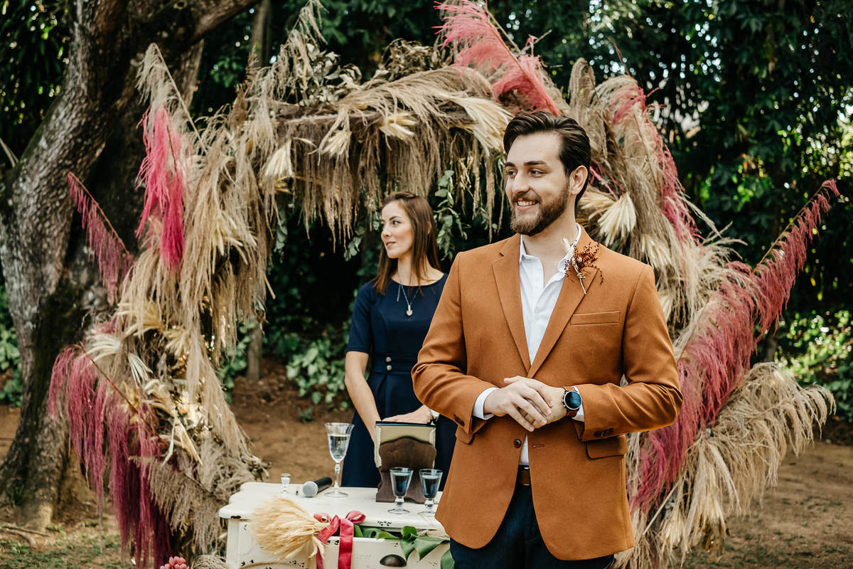 Casamento no campo fim de tarde- espaço verde vale - decoracão harumi - Alva Fotografia de casamento - Taubaté-SP 