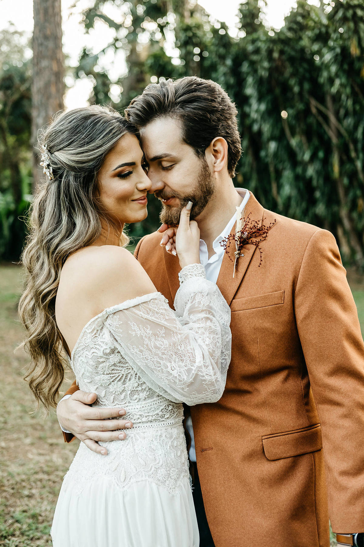 Casamento no campo fim de tarde- espaço verde vale - decoracão harumi - Alva Fotografia de casamento - Taubaté-SP 