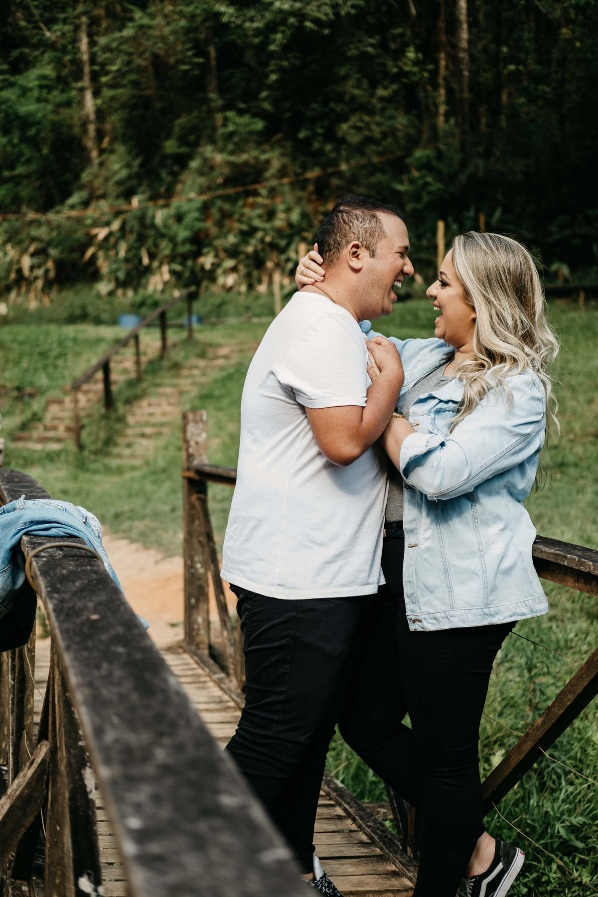 Ensaio de casal, pré wedding na cachoeira Lagoinha-SP