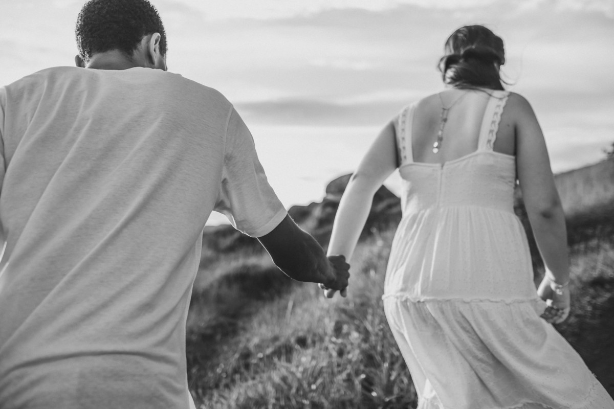 Ensaio de Casal no pico olho d'agua em Mairiporã, nascer dos sol, fotos de casal - Ensaio pré wedding- Casamentos - Alava fotografia - taubaté/SP