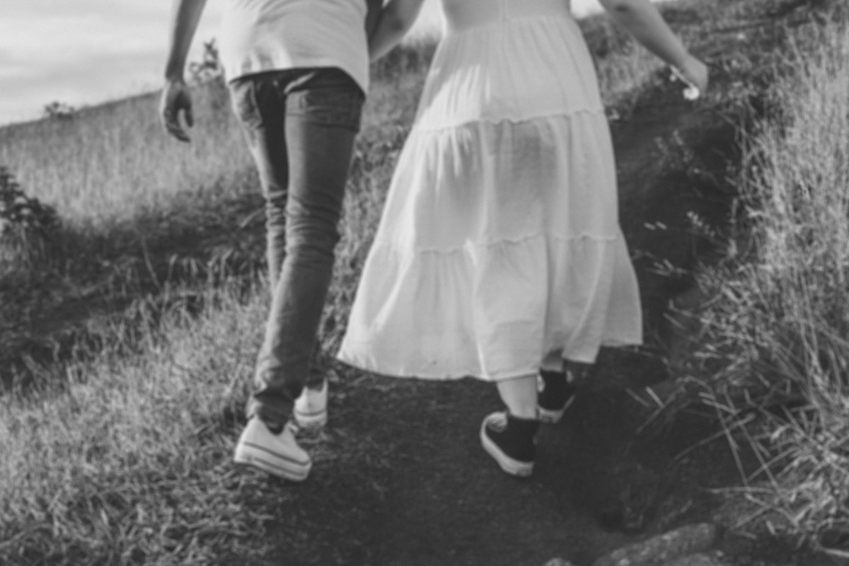 Ensaio de Casal no pico olho d'agua em Mairiporã, nascer dos sol, fotos de casal - Ensaio pré wedding- Casamentos - Alava fotografia - taubaté/SP