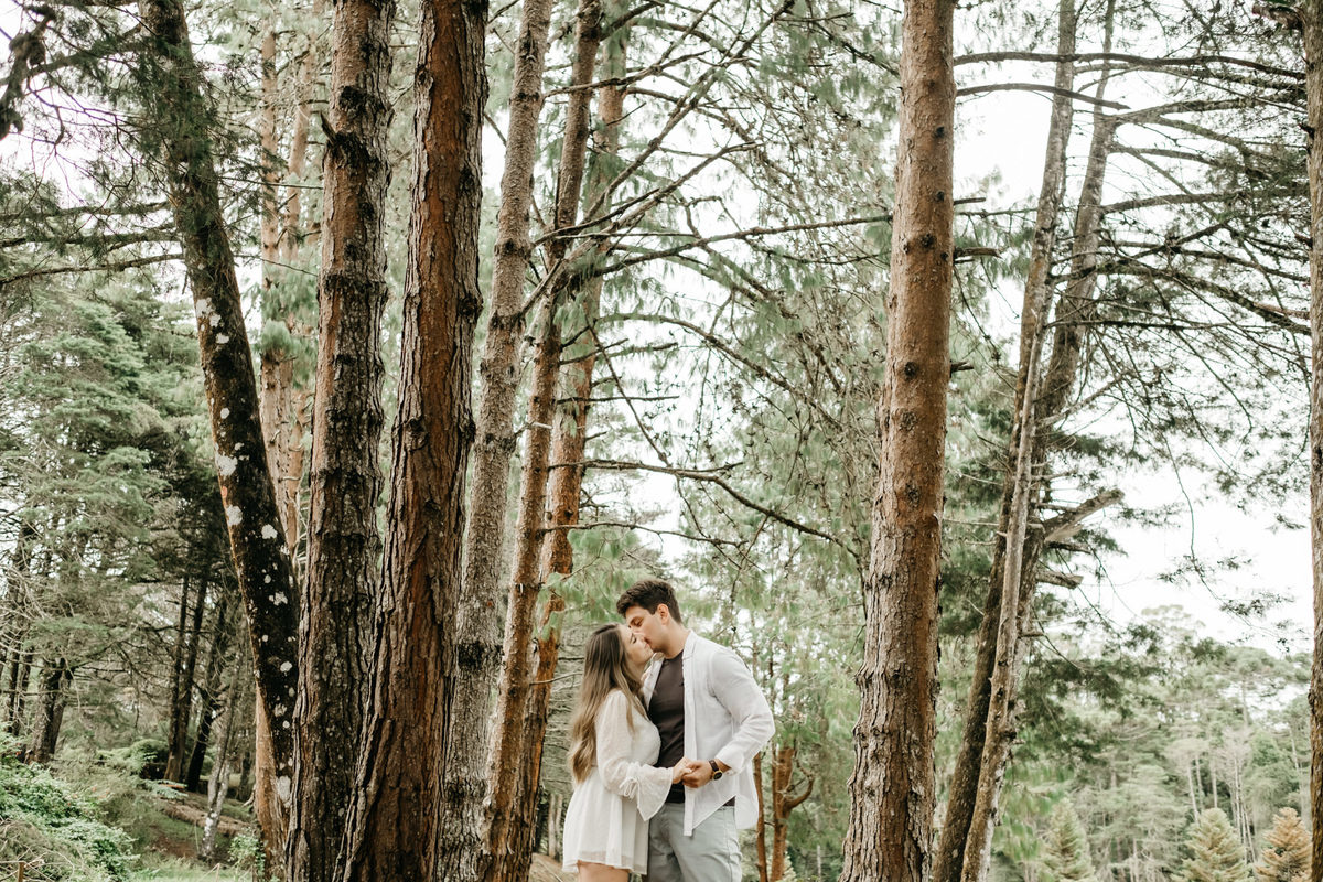 Ensaio de Casal, pré wedding, em Campos do jordão, no Hotel Recanto São Cristovão, Alva Fotografia de Casamento - Taubaté/SP