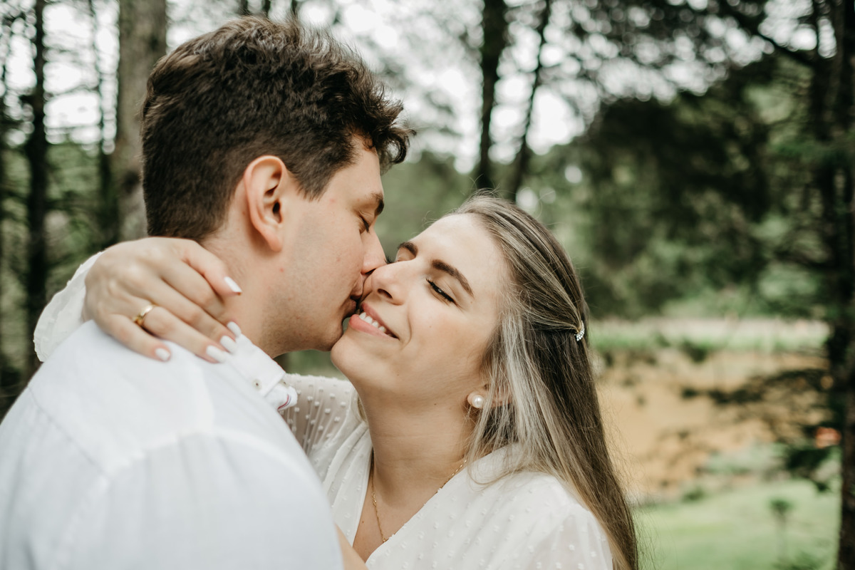 Ensaio de Casal, pré wedding, em Campos do jordão, no Hotel Recanto São Cristovão, Alva Fotografia de Casamento - Taubaté/SP