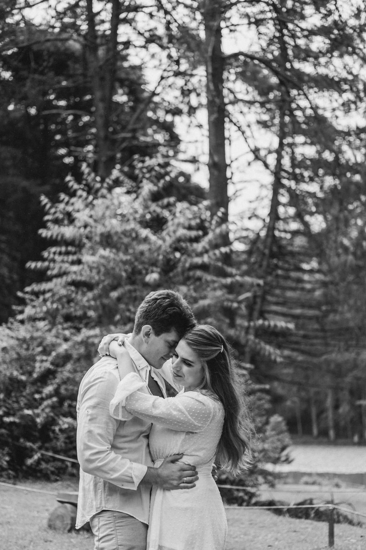 Ensaio de Casal, pré wedding, em Campos do jordão, no Hotel Recanto São Cristovão, Alva Fotografia de Casamento - Taubaté/SP