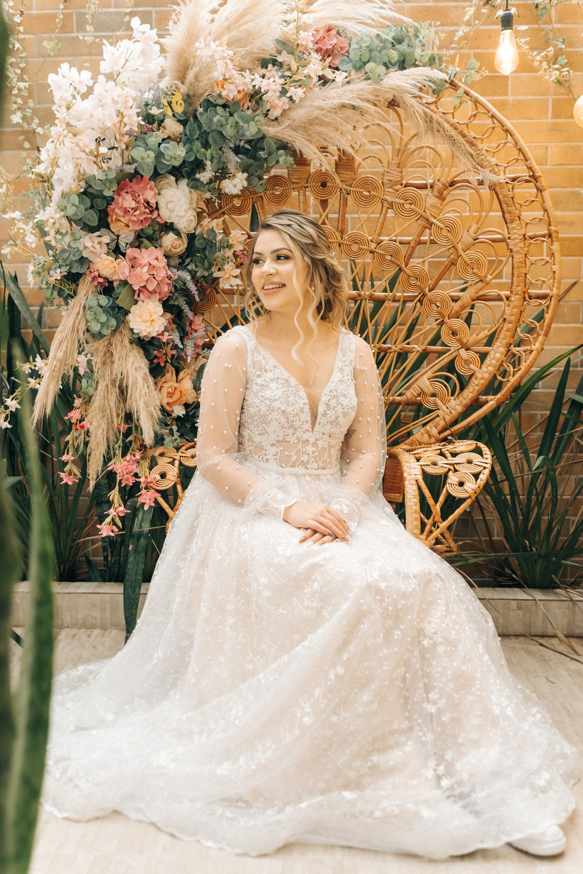 casamento diurno de dia gramado taubate sao Paulo casa gardunho espaço verde vale alva fotografia vestido fluído por do sol Maison decorações 