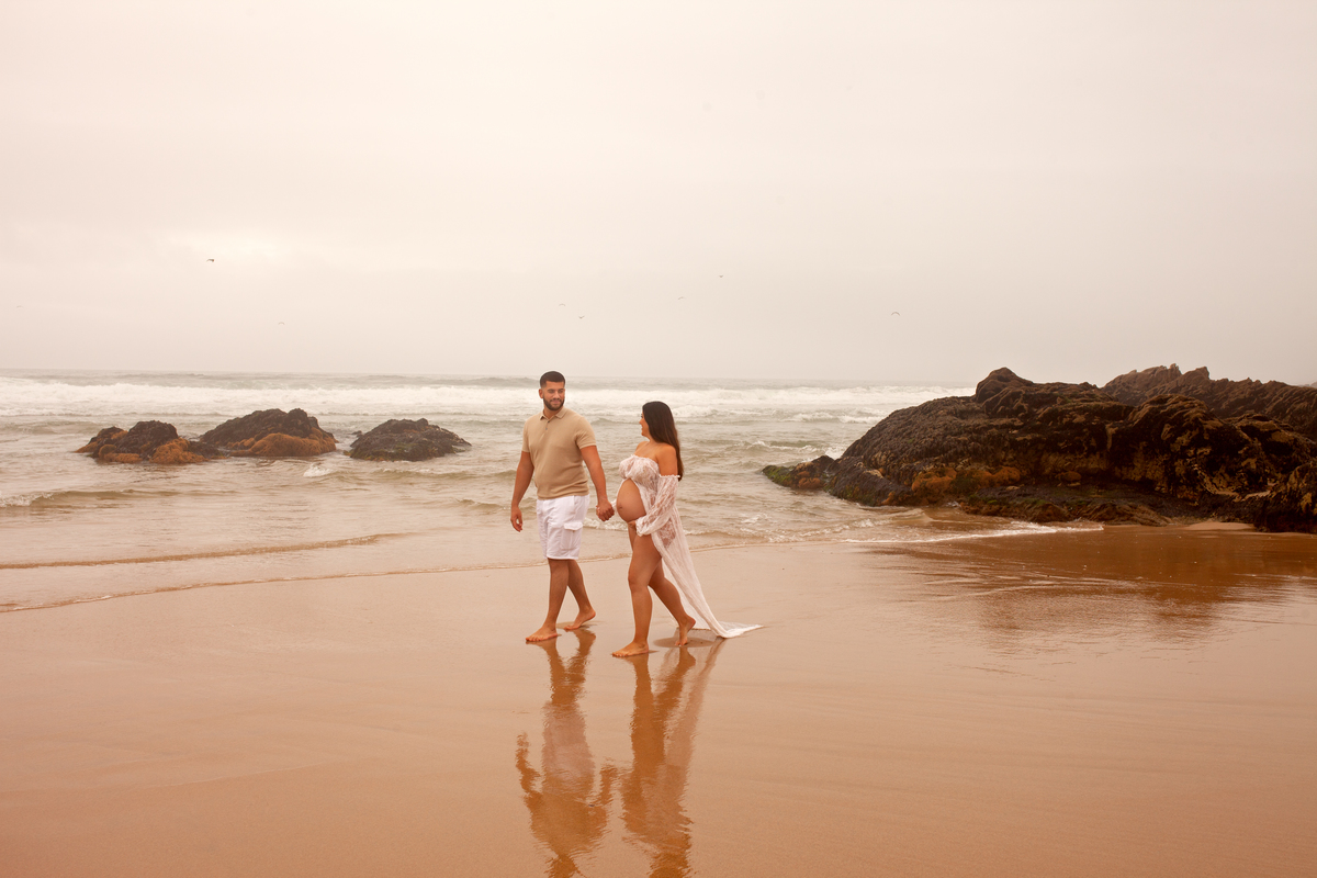 Sessão fotografia de maternidade na praia -Laura barbosa 
