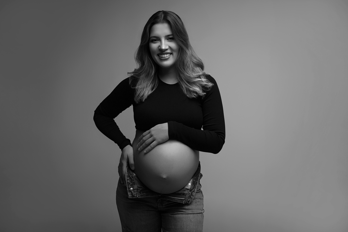 Sessão maternidade estúdio Laura Barbosa fotografia