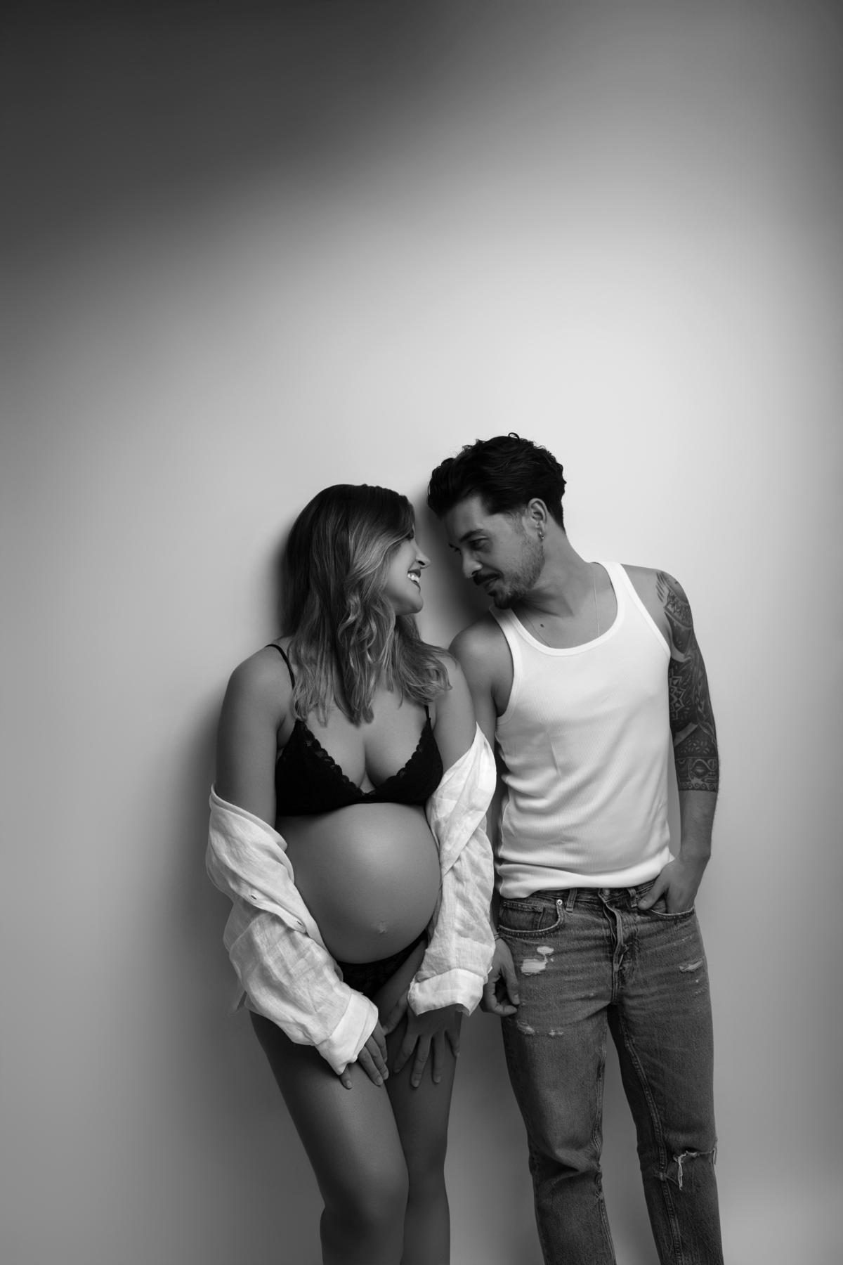 Sessão maternidade estúdio Laura Barbosa fotografia Gondomar