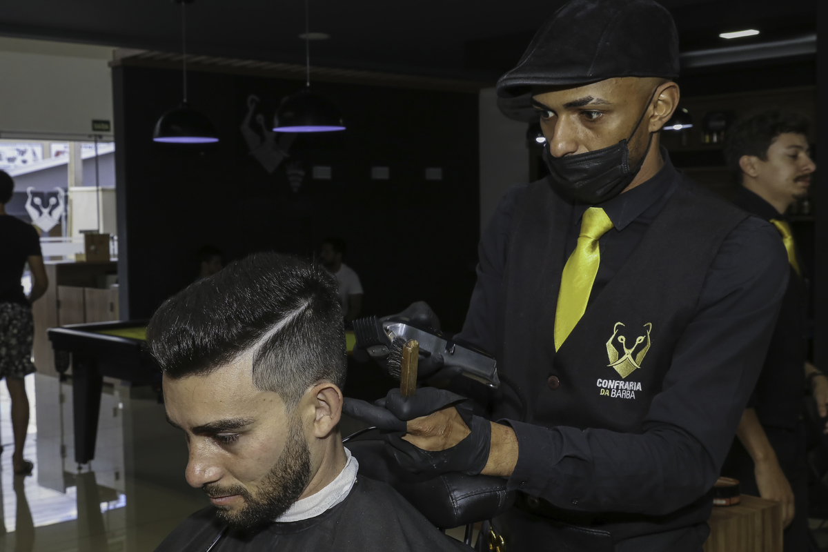 fotografo-fotos casamento-ensaio-noivas-noivos-fotos-noivado-festa-limeira-preço-
orçamento fotos-video-filmagem 