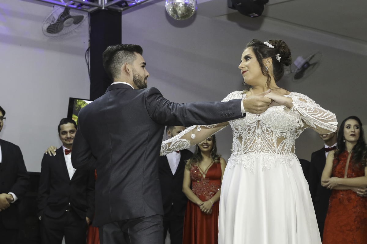 fotografo-fotos casamento-ensaio-noivas-noivos-fotos-noivado-festa-limeira-preço-
orçamento fotos-video-filmagem 