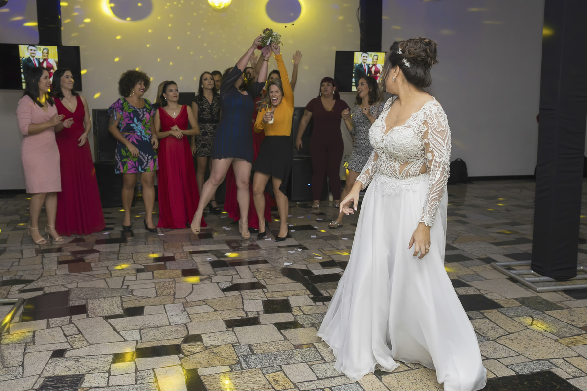 fotografo-fotos casamento-ensaio-noivas-noivos-fotos-noivado-festa-limeira-preço-
orçamento fotos-video-filmagem 