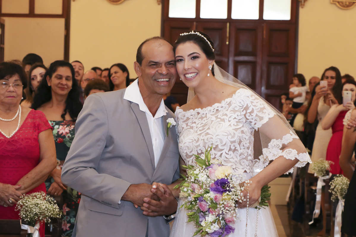 #casamentos#fotografodecasamento#noivos#ensaiodecasais#prewedding#fotografodecasamento#fotosparacasamento#fotografia#albumdecasamento#ensaiopredubatentes#fotografoemlimeira#festadecasamento##miniwedding#aliança#debutantes#festa15anos#ensaiodebutantes#film