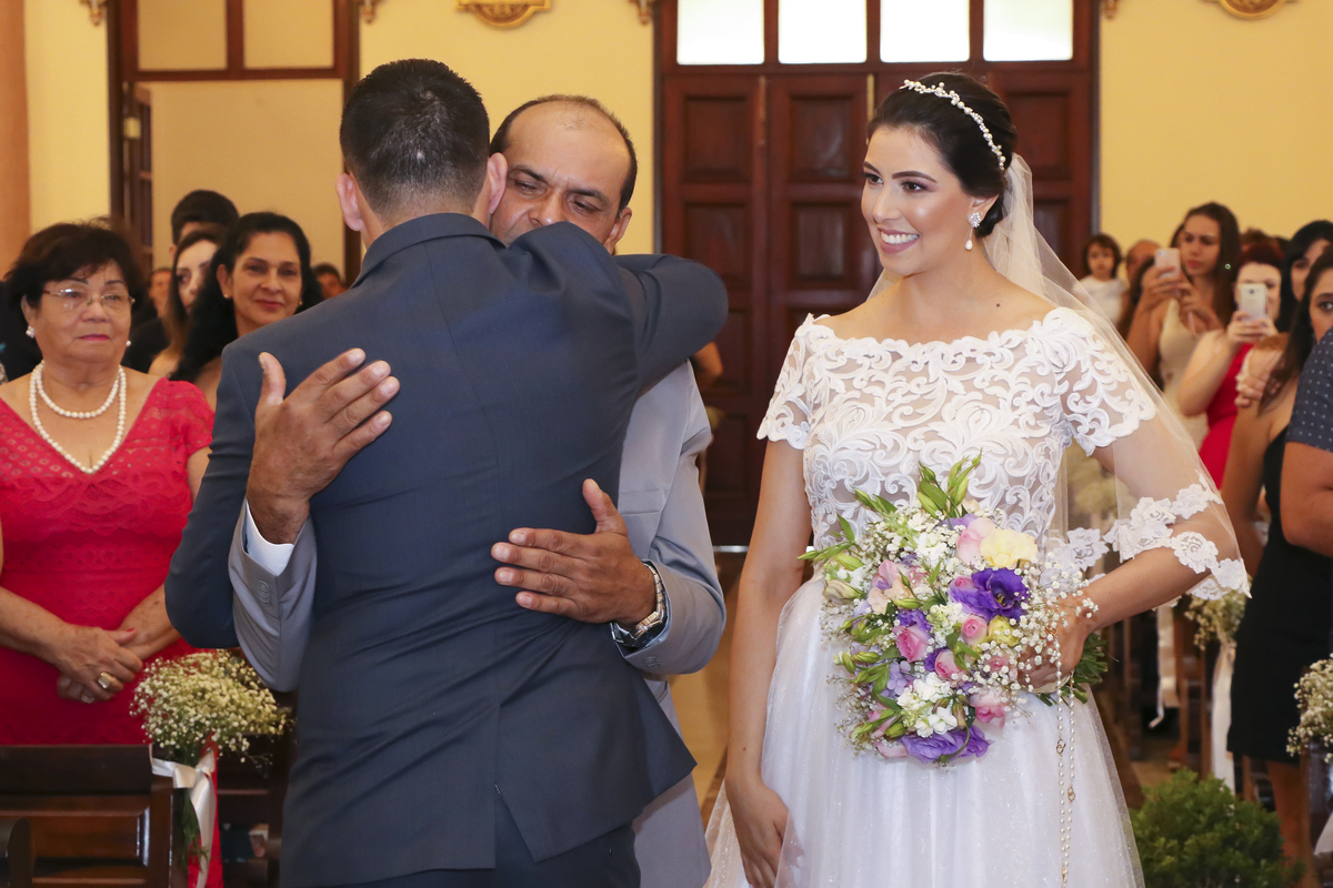 #casamentos#fotografodecasamento#noivos#ensaiodecasais#prewedding#fotografodecasamento#fotosparacasamento#fotografia#albumdecasamento#ensaiopredubatentes#fotografoemlimeira#festadecasamento##miniwedding#aliança#debutantes#festa15anos#ensaiodebutantes#film