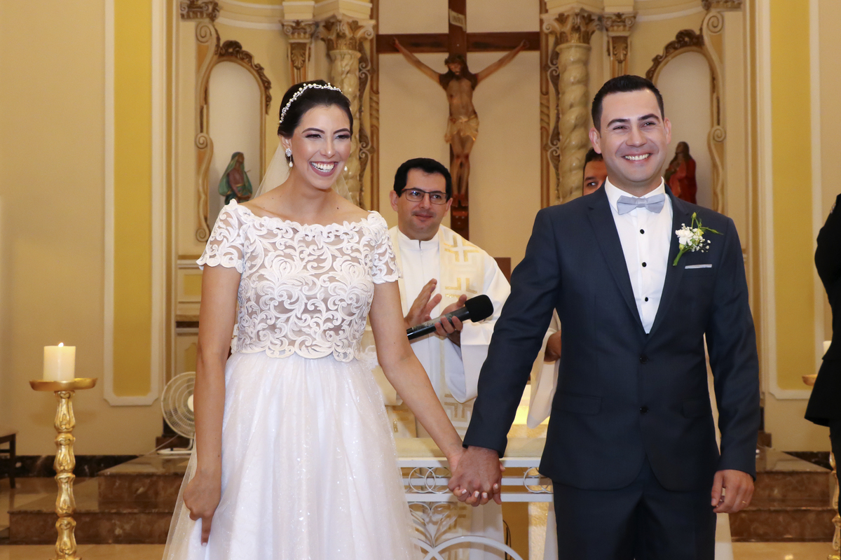 #casamentos#fotografodecasamento#noivos#ensaiodecasais#prewedding#fotografodecasamento#fotosparacasamento#fotografia#albumdecasamento#ensaiopredubatentes#fotografoemlimeira#festadecasamento##miniwedding#aliança#debutantes#festa15anos#ensaiodebutantes#film