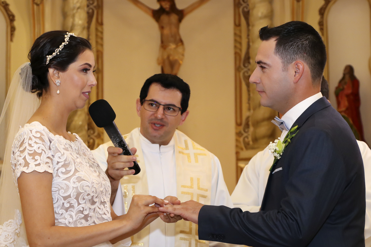 #casamentos#fotografodecasamento#noivos#ensaiodecasais#prewedding#fotografodecasamento#fotosparacasamento#fotografia#albumdecasamento#ensaiopredubatentes#fotografoemlimeira#festadecasamento##miniwedding#aliança#debutantes#festa15anos#ensaiodebutantes#film