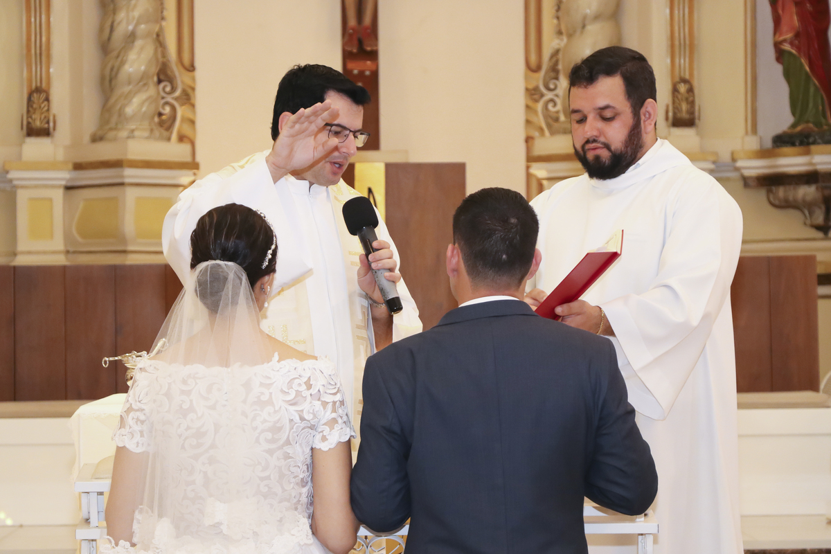 #casamentos#fotografodecasamento#noivos#ensaiodecasais#prewedding#fotografodecasamento#fotosparacasamento#fotografia#albumdecasamento#ensaiopredubatentes#fotografoemlimeira#festadecasamento##miniwedding#aliança#debutantes#festa15anos#ensaiodebutantes#film