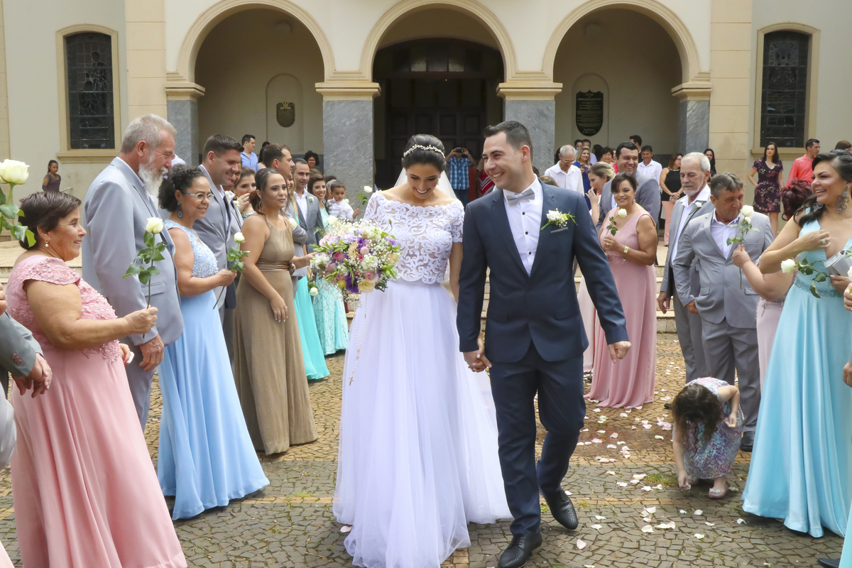 #casamentos#fotografodecasamento#noivos#ensaiodecasais#prewedding#fotografodecasamento#fotosparacasamento#fotografia#albumdecasamento#ensaiopredubatentes#fotografoemlimeira#festadecasamento##miniwedding#aliança#debutantes#festa15anos#ensaiodebutantes#film