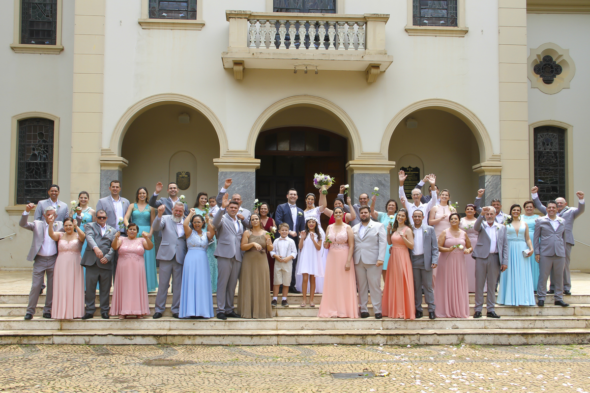 #casamentos#fotografodecasamento#noivos#ensaiodecasais#prewedding#fotografodecasamento#fotosparacasamento#fotografia#albumdecasamento#ensaiopredubatentes#fotografoemlimeira#festadecasamento##miniwedding#aliança#debutantes#festa15anos#ensaiodebutantes#film