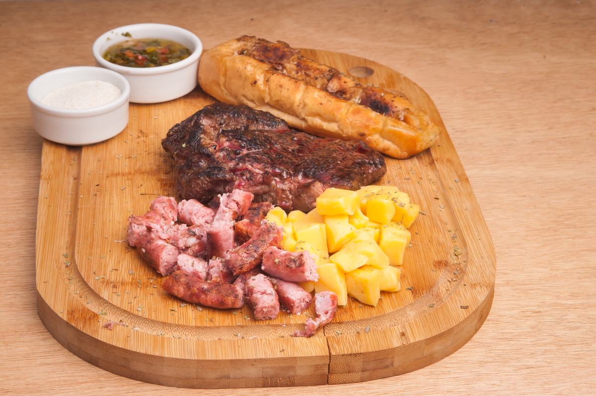 Tradicional Churrascaria do bairro Rio Branco, Bela Vista a Parrilla Moretti Y Bar, escolheu o fotógrafo Dalto Campos para registrar a beleza dos seus pratos e dar mais sabor a imagem.

A Fotografia de Alimentos, retrata verdadeiramente o sabor e a beleza