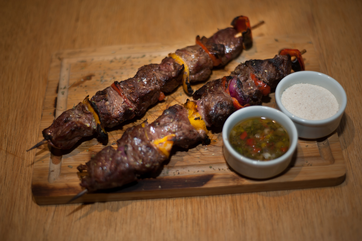 Tradicional Churrascaria do bairro Rio Branco, Bela Vista a Parrilla Moretti Y Bar, escolheu o fotógrafo Dalto Campos para registrar a beleza dos seus pratos e dar mais sabor a imagem.

A Fotografia de Alimentos, retrata verdadeiramente o sabor e a beleza