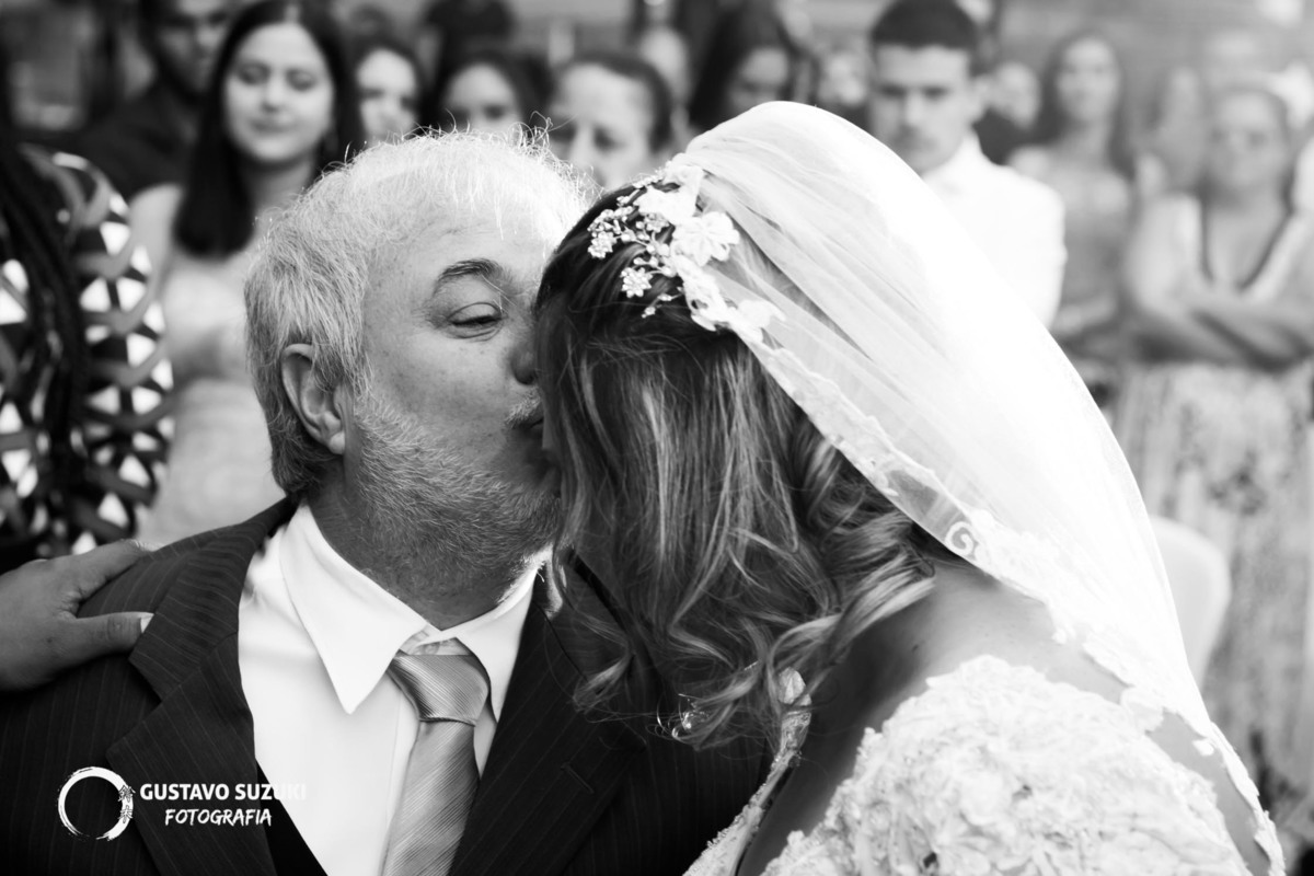 beijo pai noiva entrada preto e branco