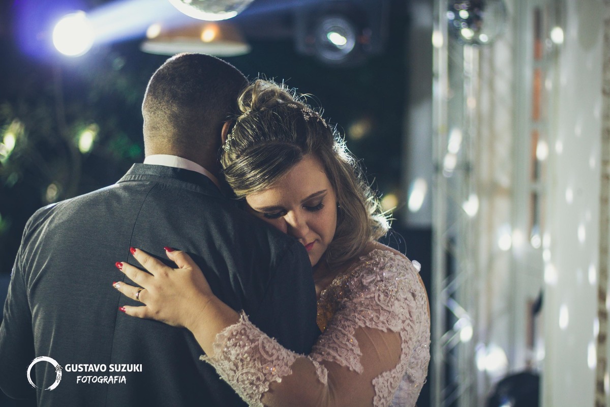 Dança noivos fofura luzes lindas