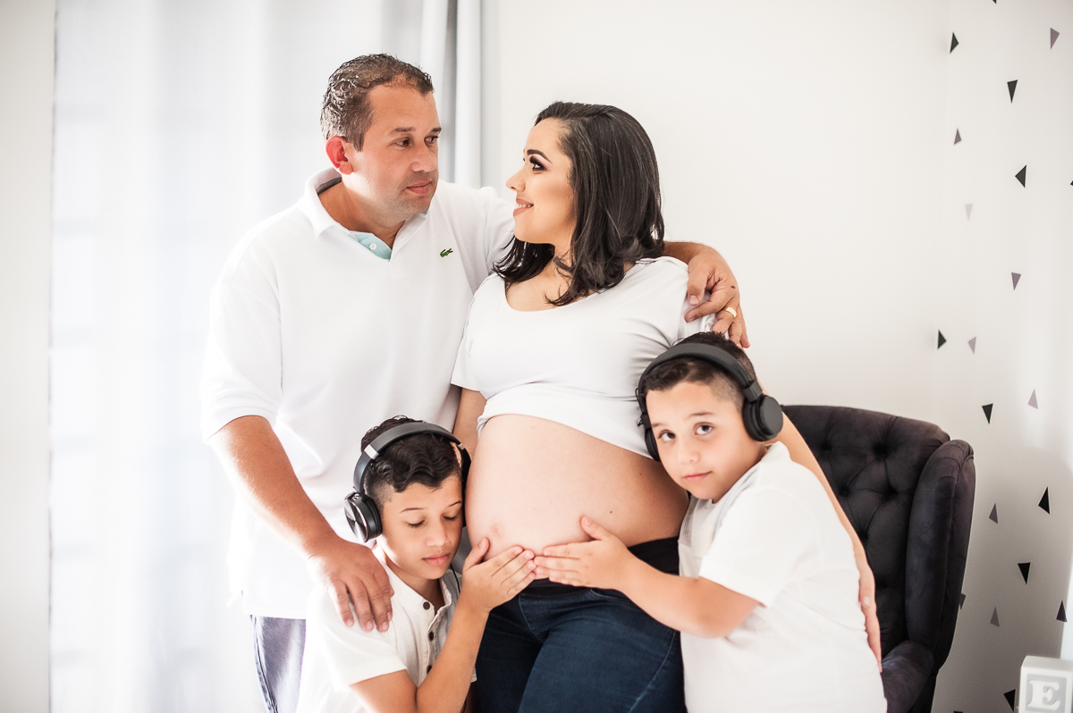 familia- família - gestante - gestante  - mãe de meninos - gestante em brasilia - gravida - gestante no gama  df - familia de branco  - enzo 