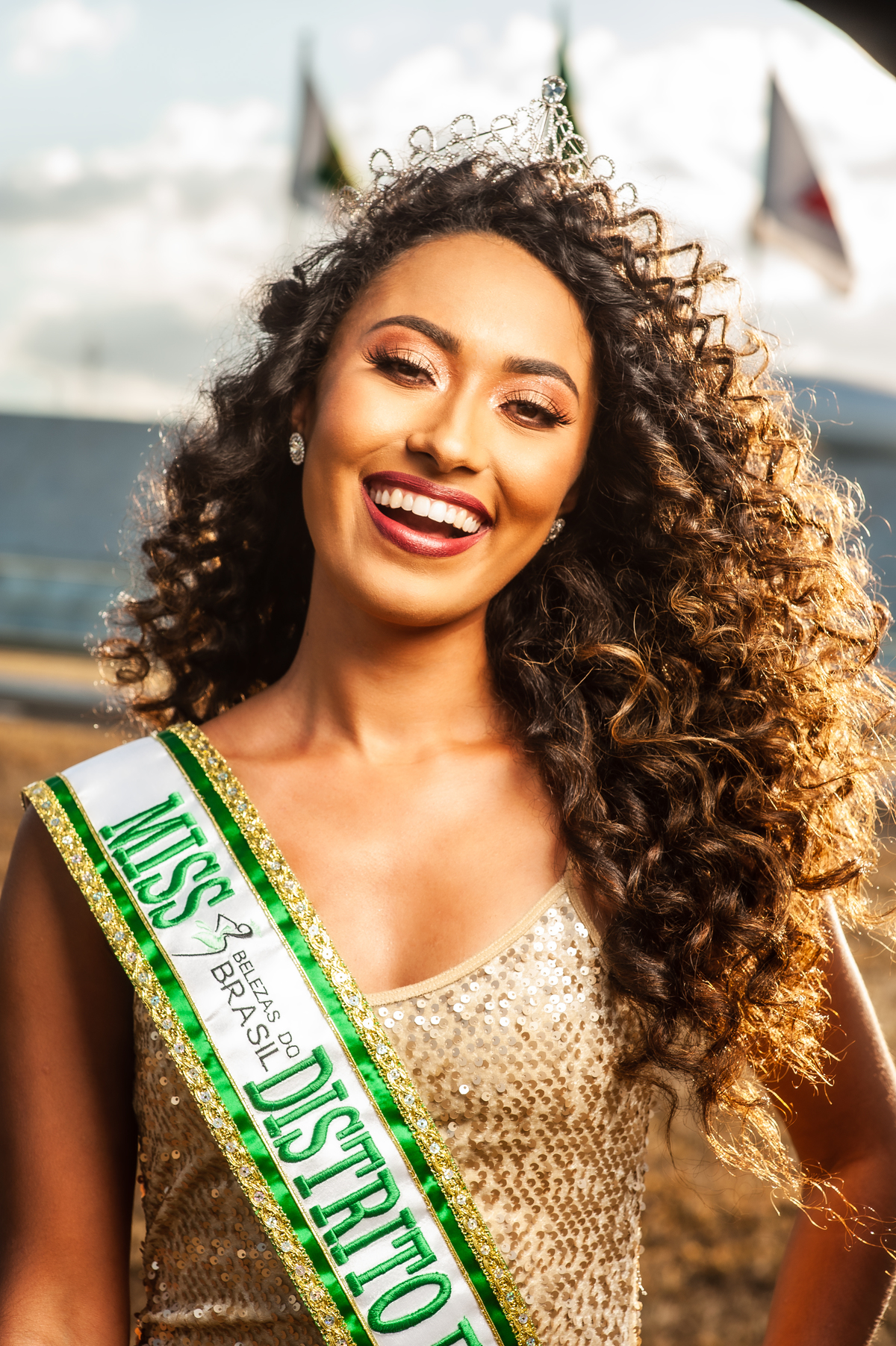 miss- modelo - concursobelezasdobrasil- brasilia - menorialjk - morena - cachos - 