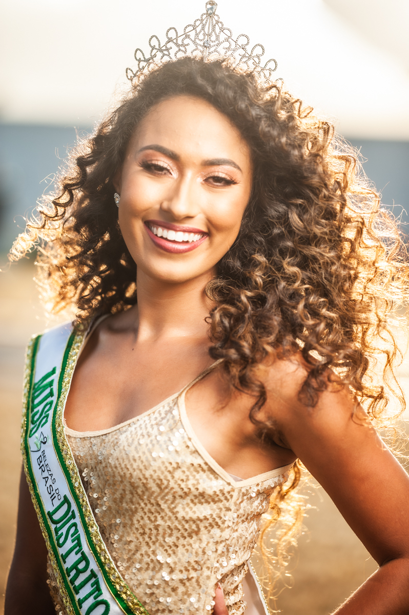 miss- modelo - concursobelezasdobrasil- brasilia - menorialjk - morena - cachos - 