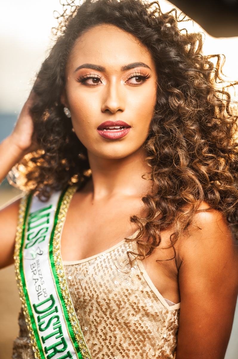 miss- modelo - concursobelezasdobrasil- brasilia - menorialjk - morena - cachos - 