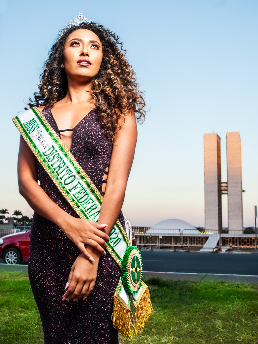 miss- modelo - concursobelezasdobrasil- brasilia - menorialjk - morena - cachos - 