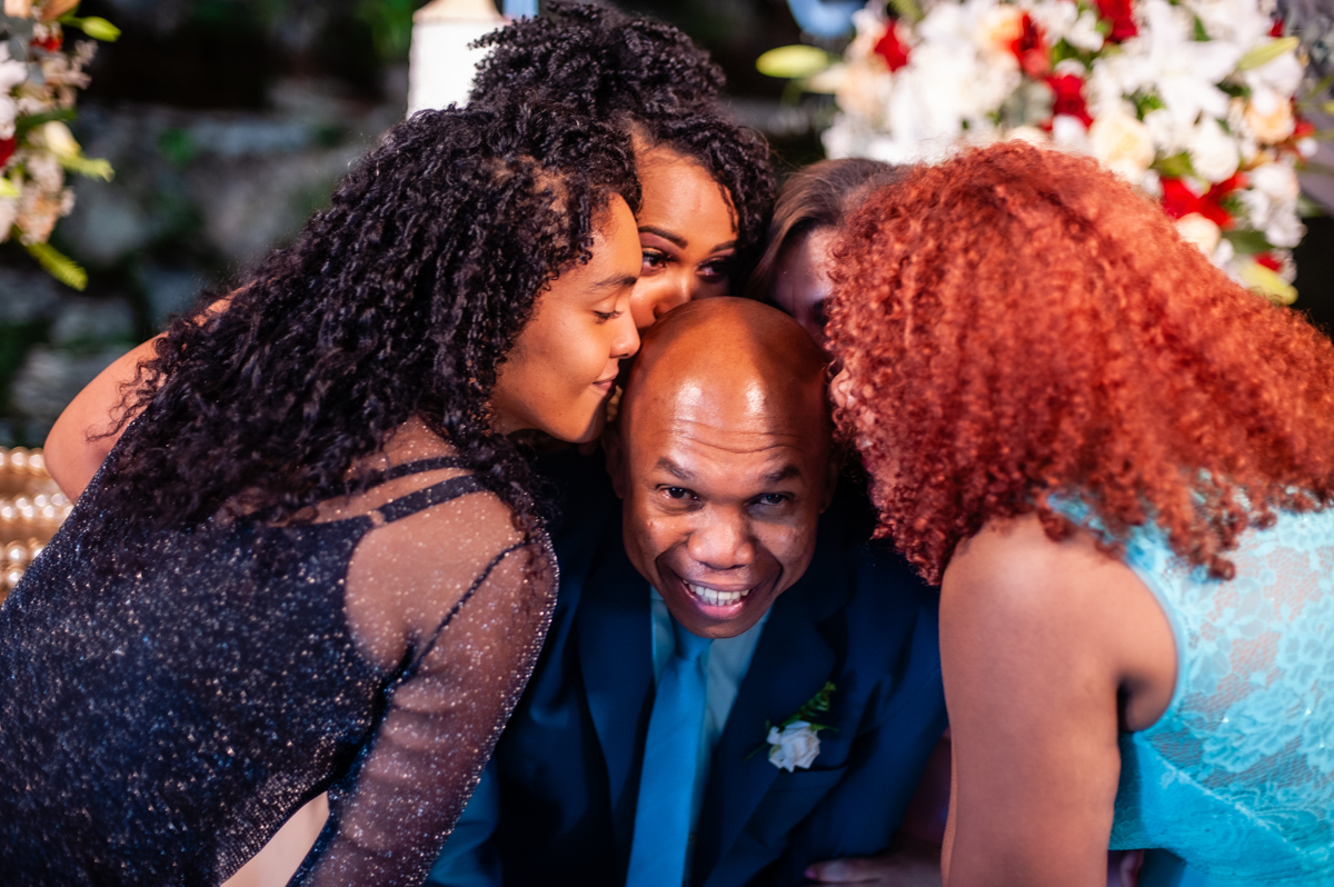 beijando a careca do tio 