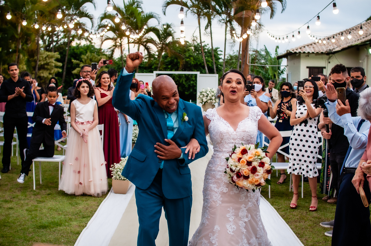 casamento - renata e elias - spazio grand jardin - casamento ao ar livre  -  casamento rustico - casamento no gama - casamento  de terno azul  - casamento de pessoas de mais idade  - 