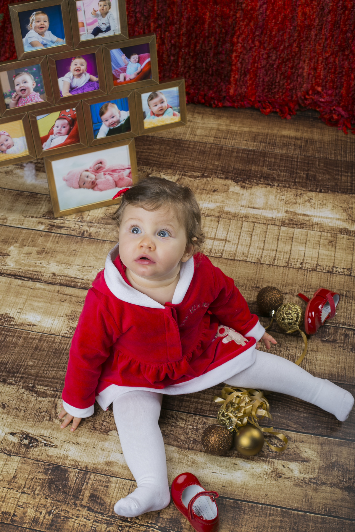 Criança  na sessão de natal no estúdio na Foto David Marques