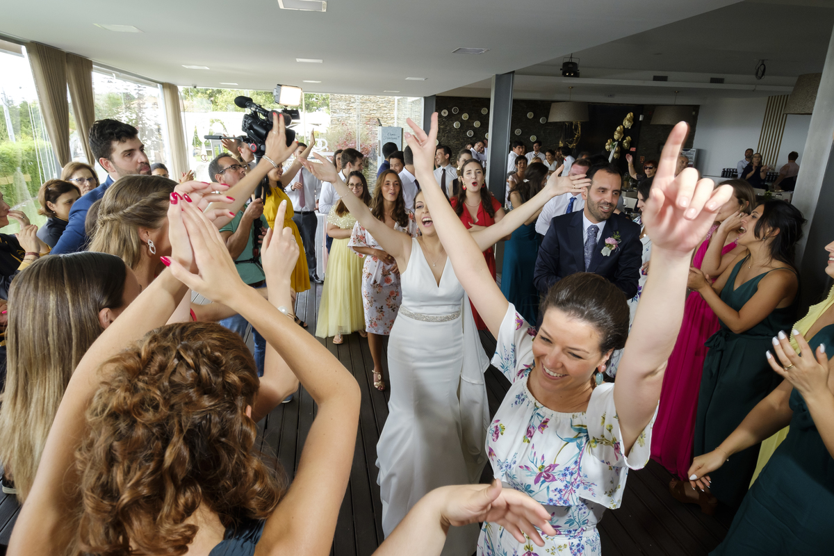 Casal e amigos na Quinta do Outeiro