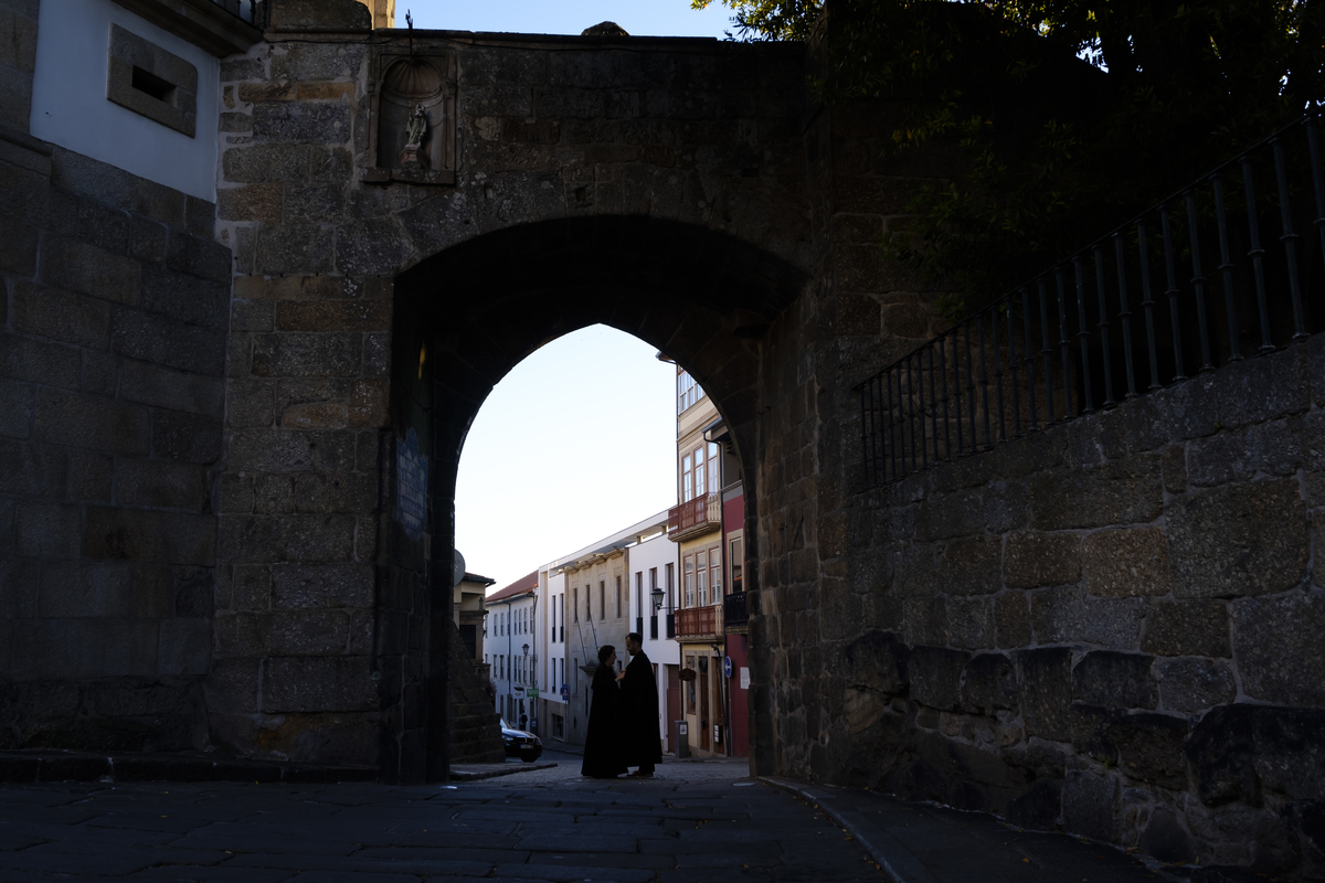 Casal com capa em Viseu