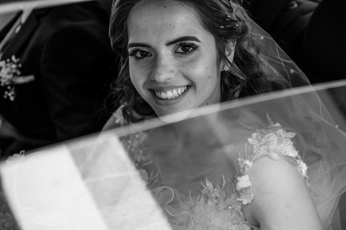 Noiva no carro