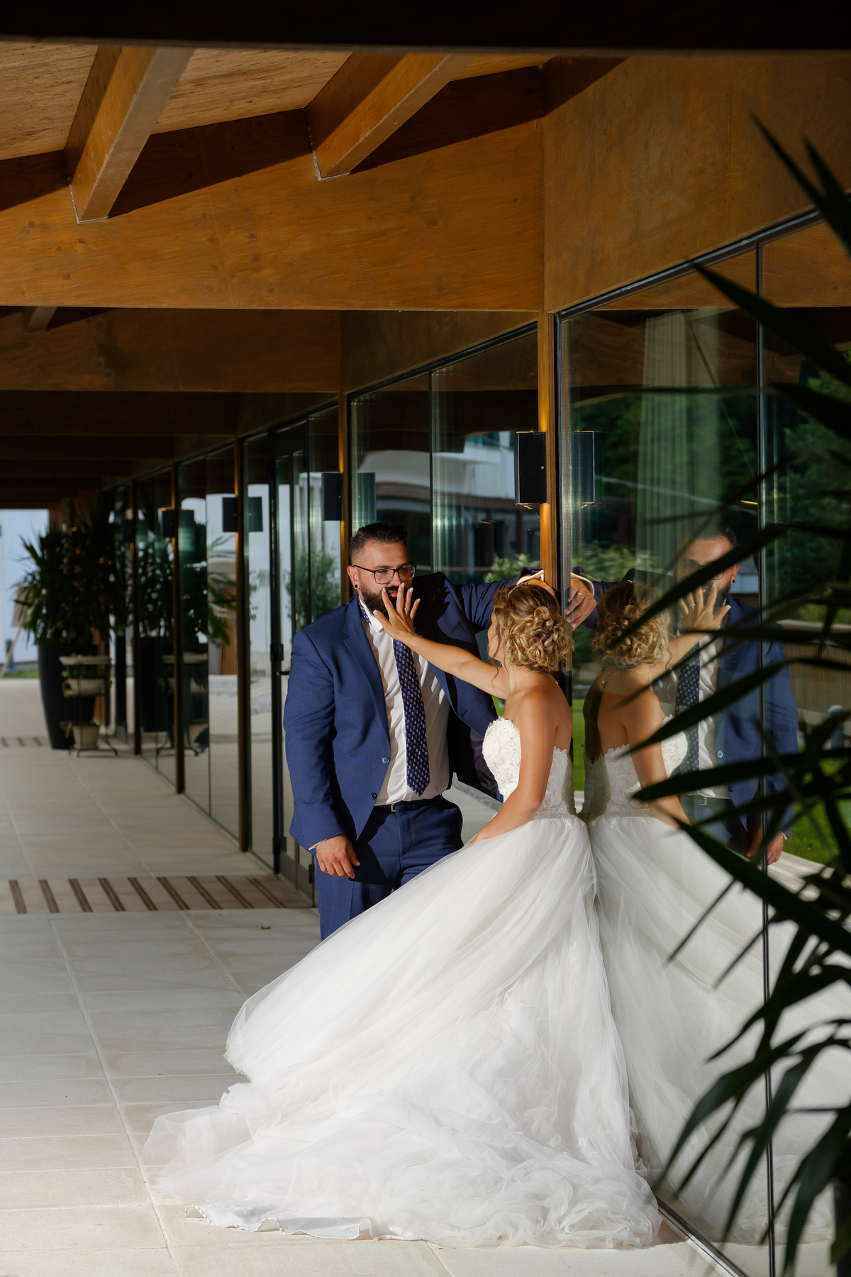 Noivos à porta Quinta do Caima